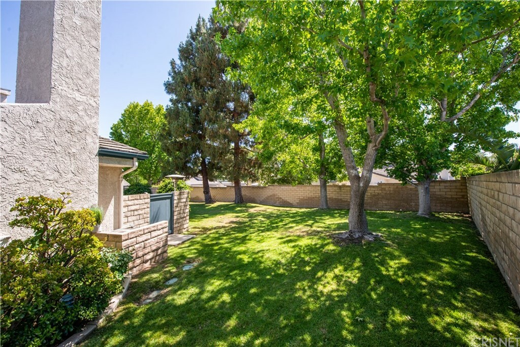 Property Photo:  2427 Manet Lane  CA 93063 