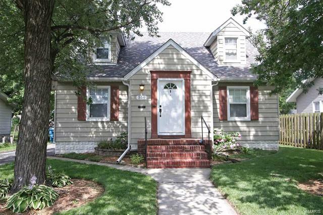 Property Photo: 556 North 3rd Street 62095