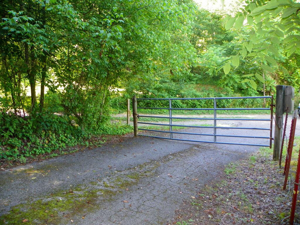 Property Photo:  View Seeker Way  TN 37876 