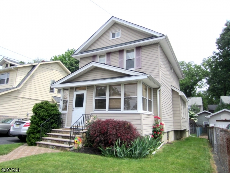 Property Photo:  258 Centre St  NJ 07110 