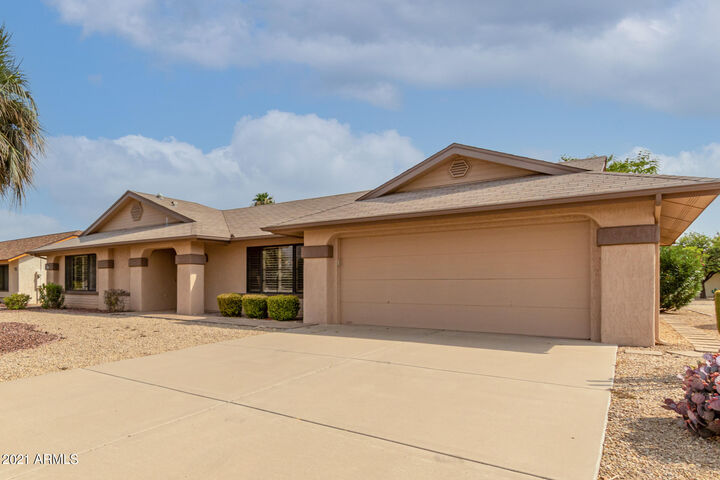Property Photo: 14019 W Aleppo Drive AZ 85375