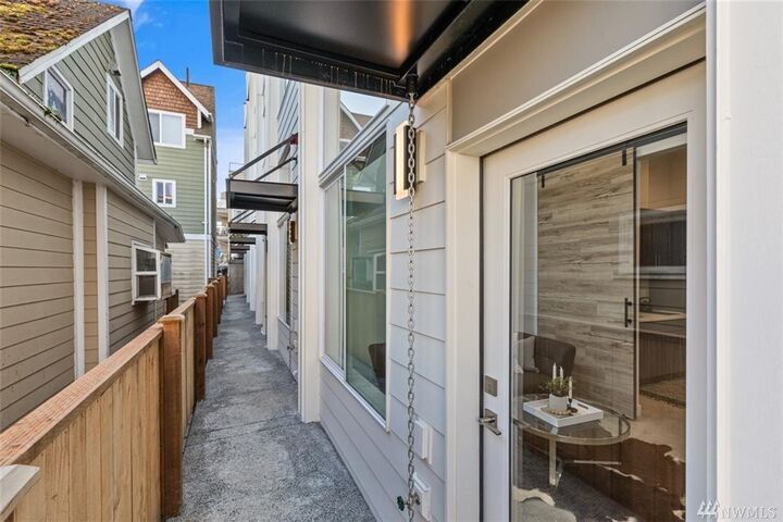 Property Photo:  3017 SW Charlestown St G  WA 98126 