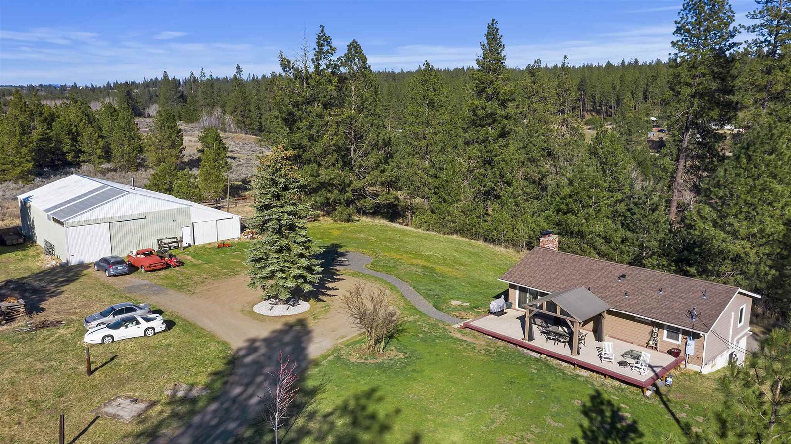 Property Photo:  21624 W SR 2 Hwy  WA 99022 