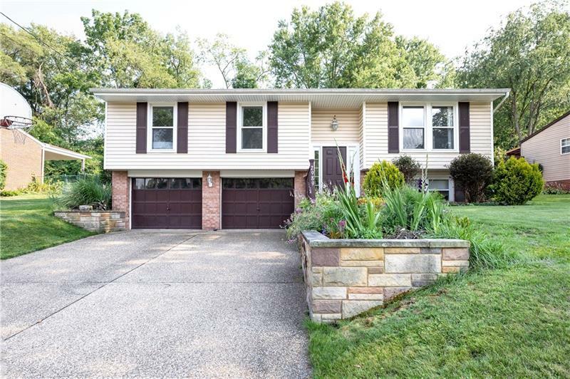 Property Photo: 2989 Eastview Road PA 15102