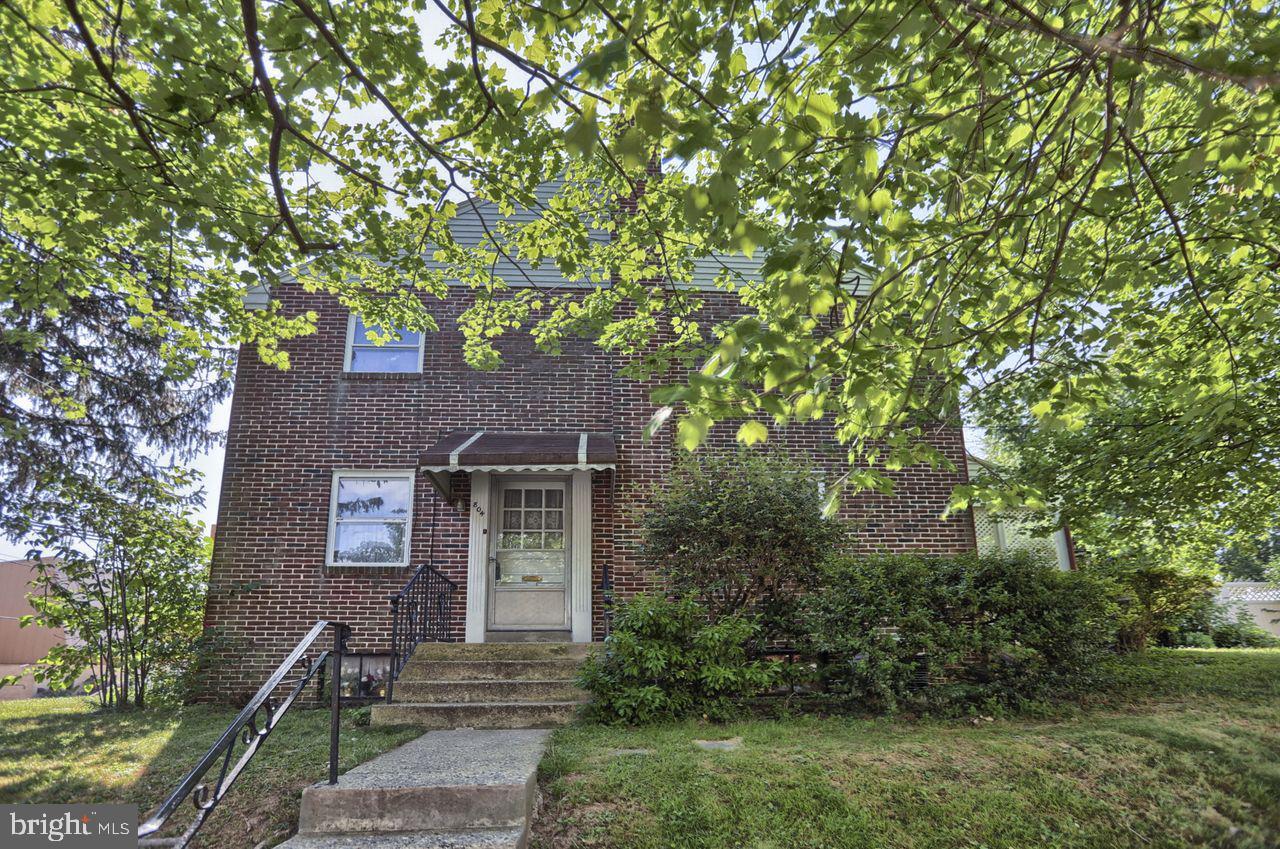 Property Photo: 804 Hager Street PA 17603