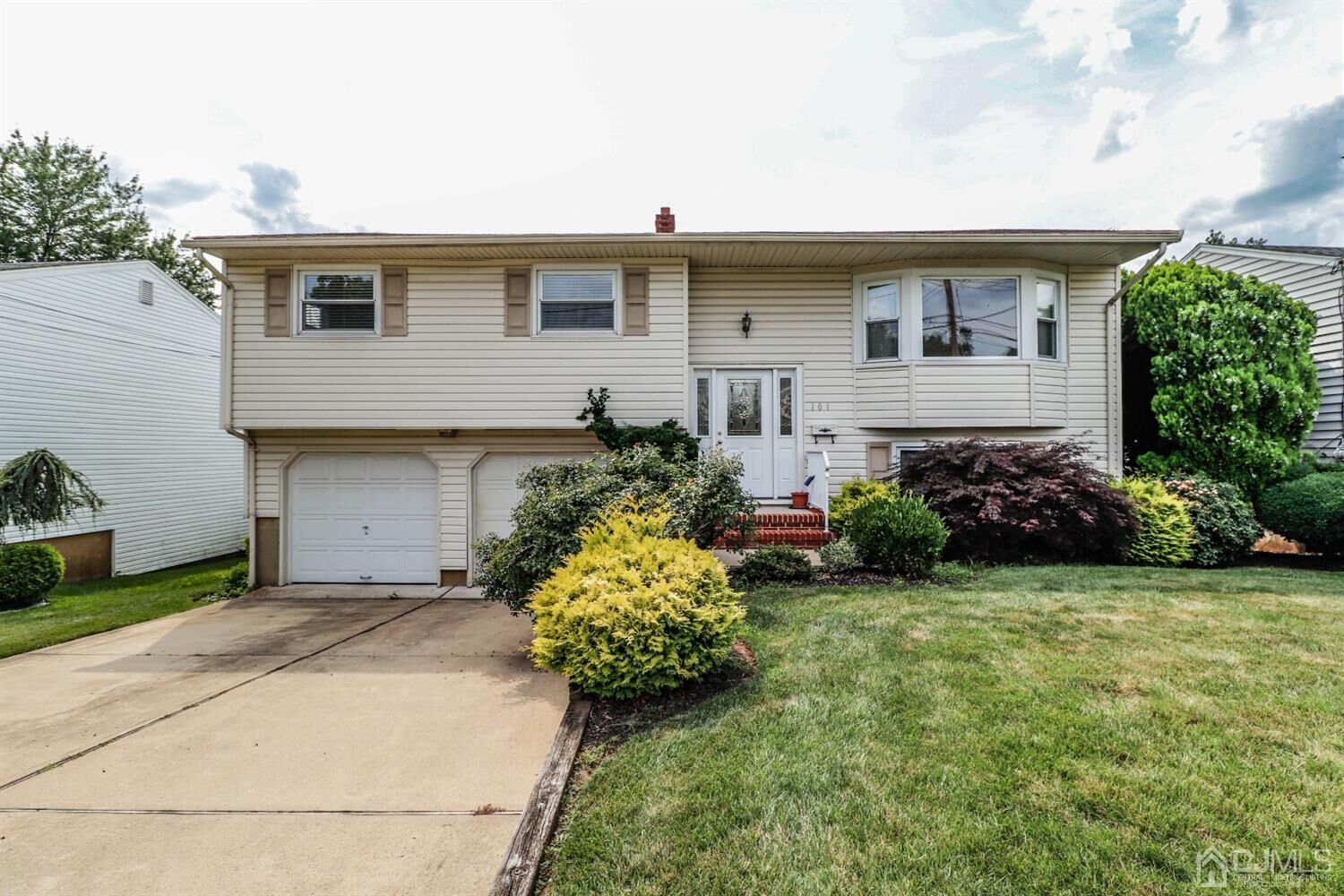 Property Photo: 101 Broadway Avenue NJ 07067