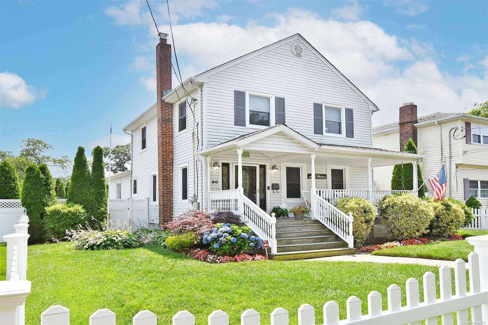 Property Photo:  60 Elliot Place  NY 11566 