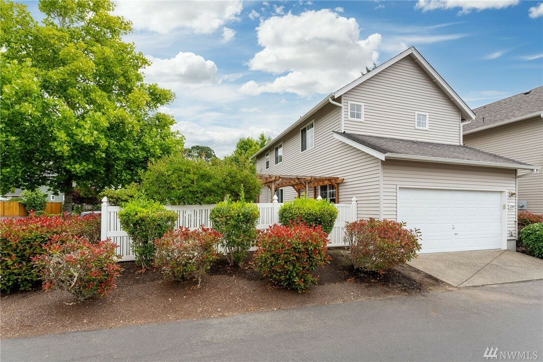Property Photo: 2241 Anderson Ave WA 98327