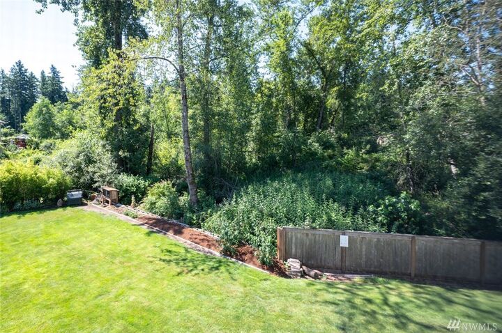 Property Photo:  1113 SW 360th St  WA 98023 