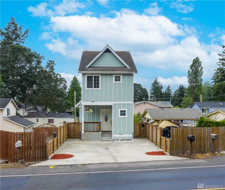 10612 Park Ave S  Tacoma WA 98444 photo