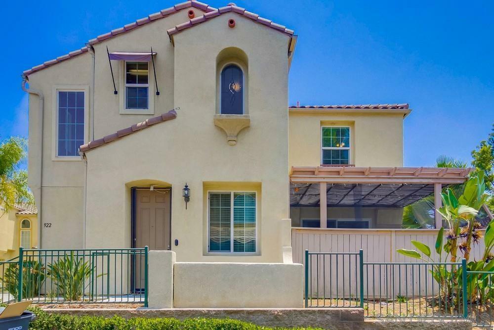 Property Photo:  922 Teatro Circle  CA 92021 