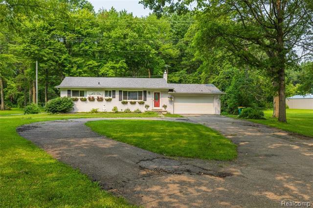 Property Photo: 17904 Inkster Road MI 48174