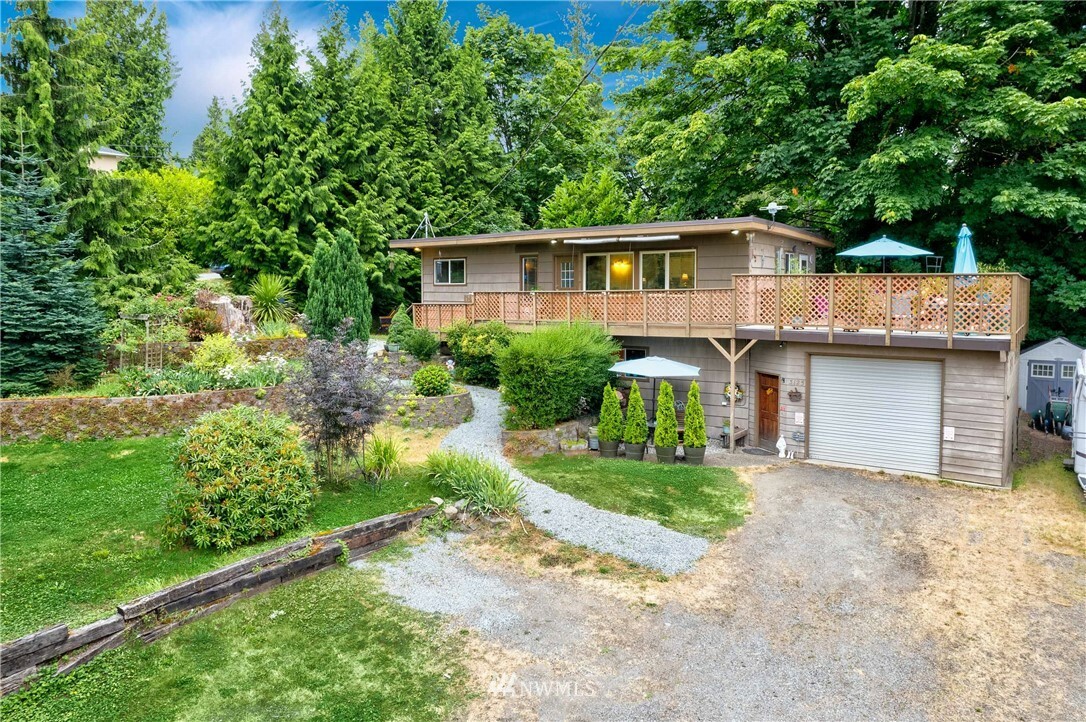 Property Photo:  3125 172nd Street SW  WA 98037 