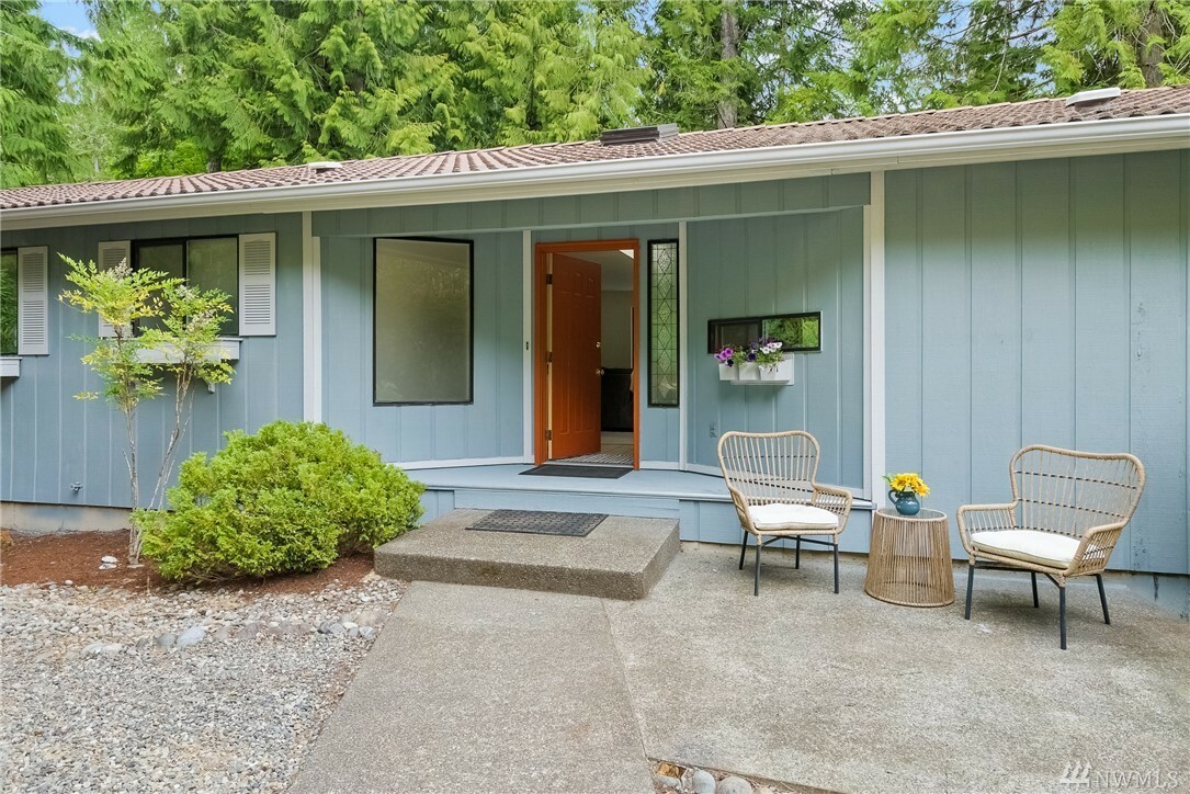 Property Photo:  281 E Westlake Dr S  WA 98524 