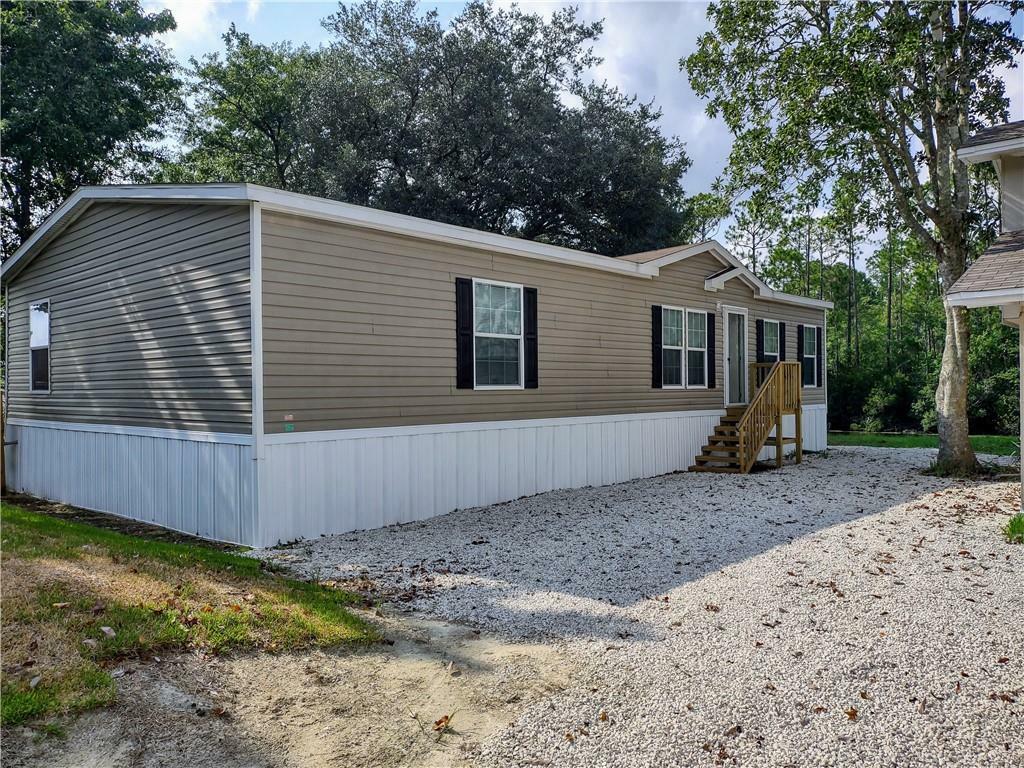 Property Photo:  75170 Johnson Lake Road  FL 32097 