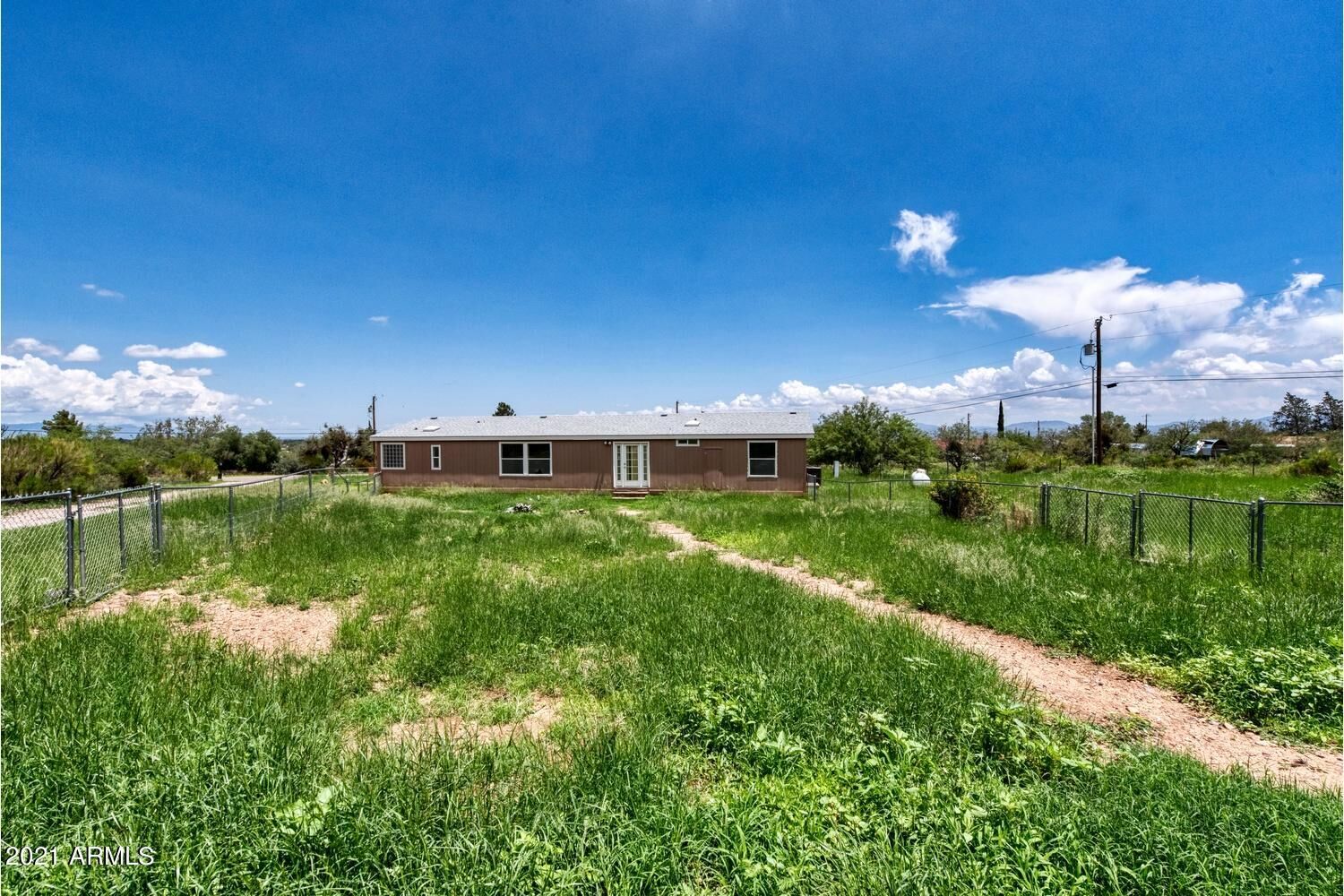 Property Photo: 3352 E Astro Street AZ 85615