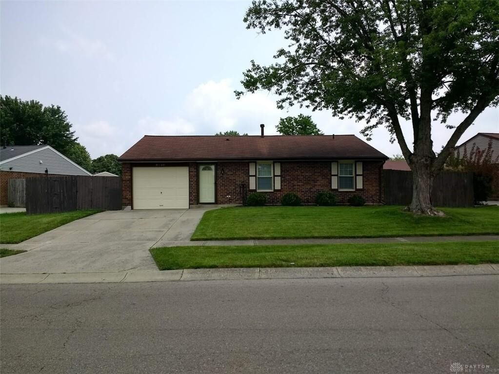 Property Photo:  8450 Schoolgate Drive  OH 45424 