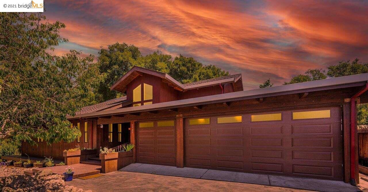 Property Photo: 5725 Oliver Ct CA 94803