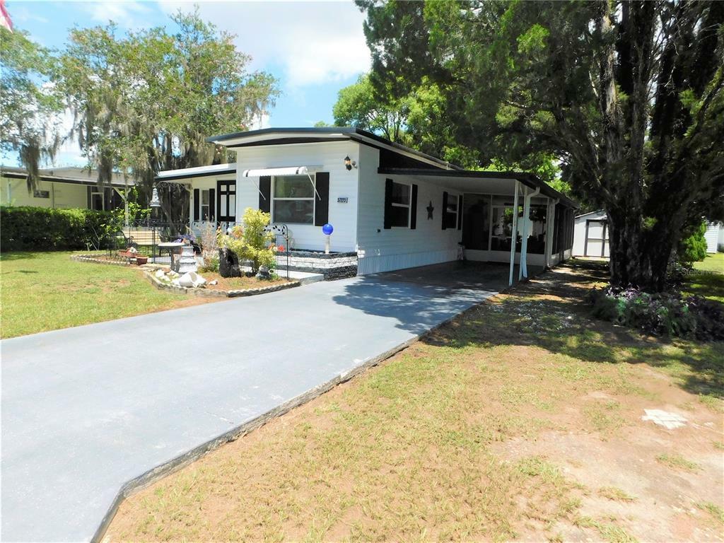 Property Photo:  37223 Lois Avenue  FL 33542 