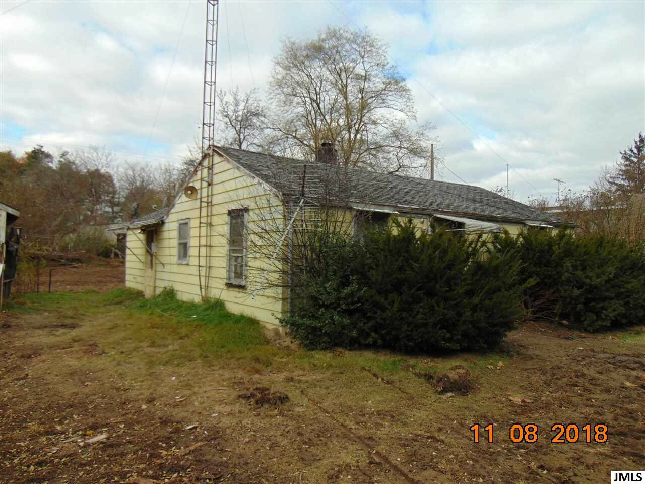 Property Photo:  5908 Wolf Lake Rd  MI 49240 