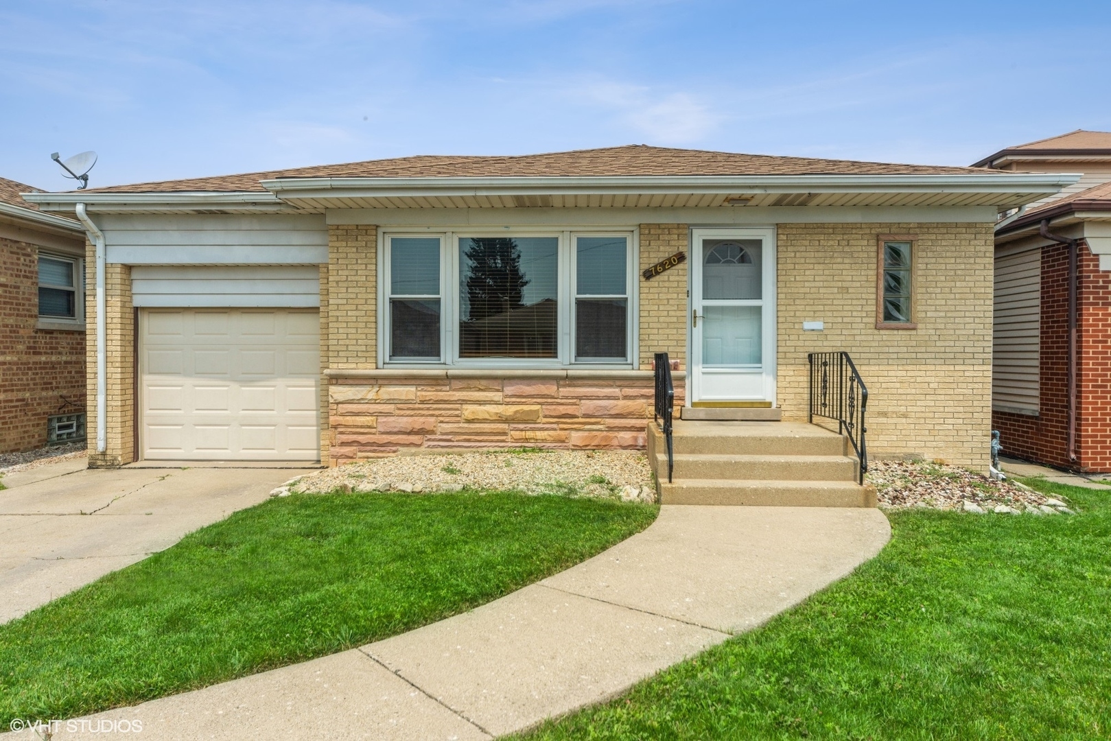 Property Photo:  7620 W Norridge Street  IL 60706 