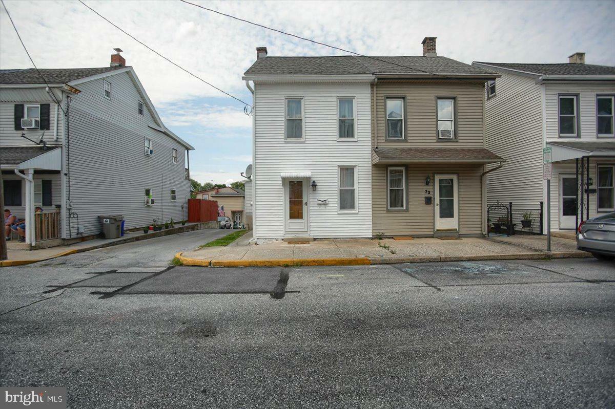 Property Photo:  71 Moravian Street  PA 17042 