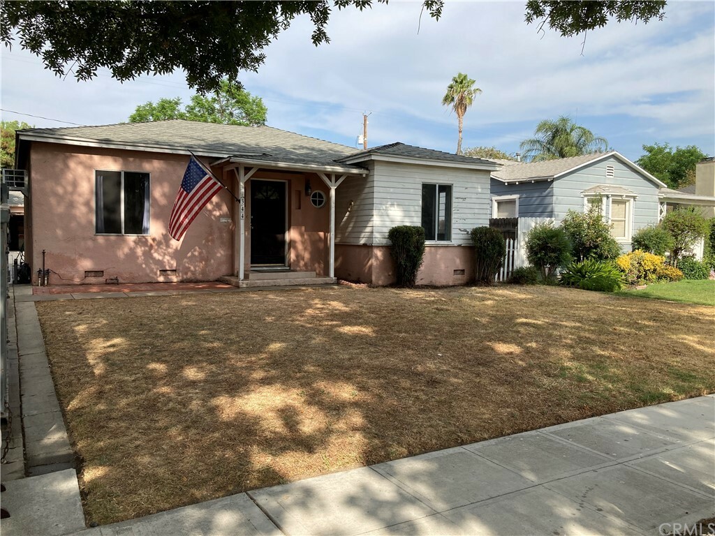 Property Photo:  344 N Brighton Street  CA 91506 