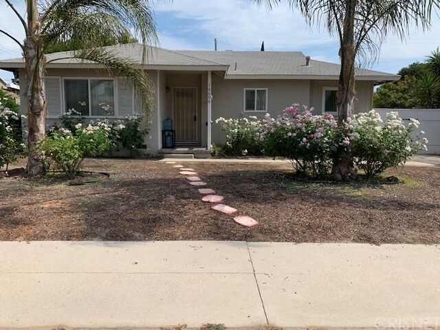 Property Photo:  16606 Covello Street  CA 91406 