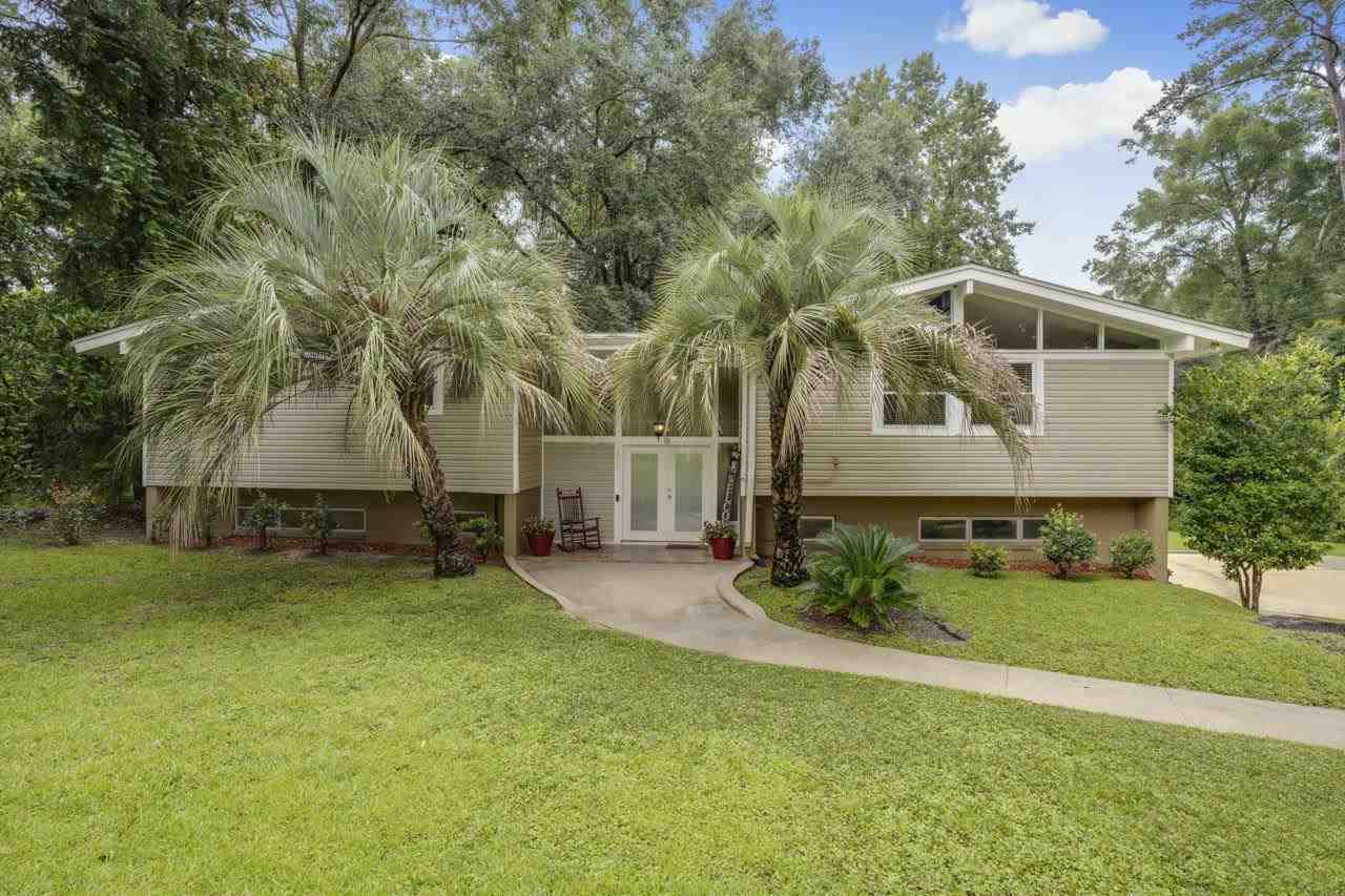 Property Photo:  2812 Roscommon Drive  FL 32309 