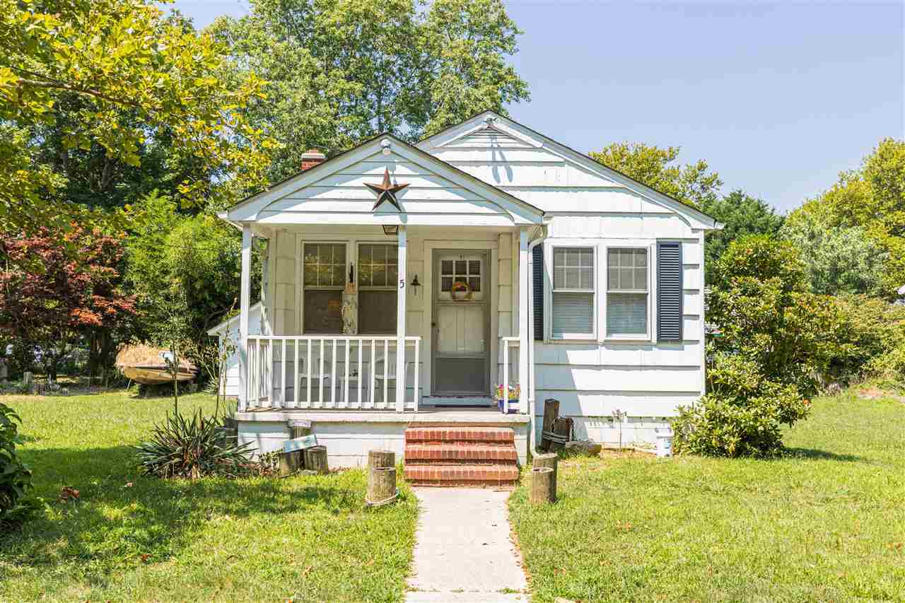 Property Photo: 5 Park NJ 08251