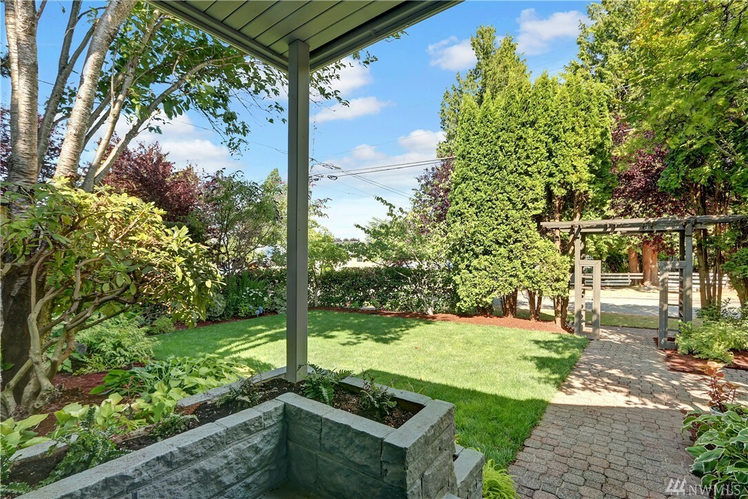 Property Photo:  8101 12th Ave SW  WA 98106 