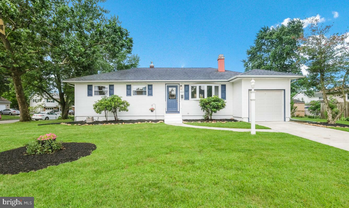 Property Photo:  1037 Estates Boulevard  NJ 08690 