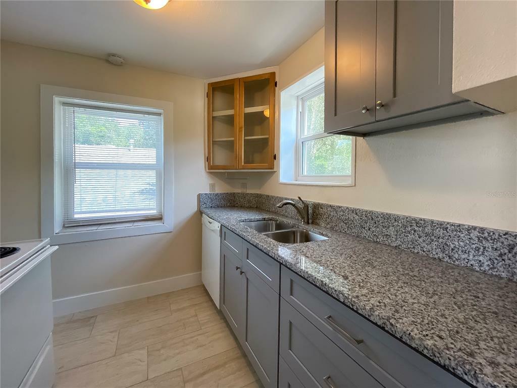 Property Photo: 445 N Shine Avenue B FL 32803