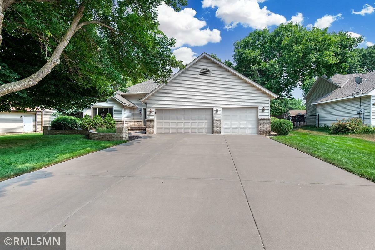 Property Photo: 9125 Jareau Avenue S MN 55016
