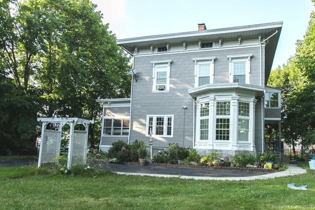 Property Photo: 127 Winthrop Terrace CT 06451