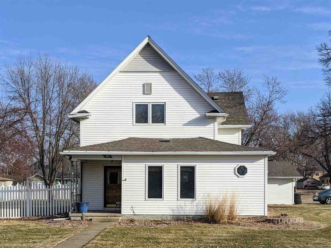 Property Photo: 507 S Antelope St NE 68781