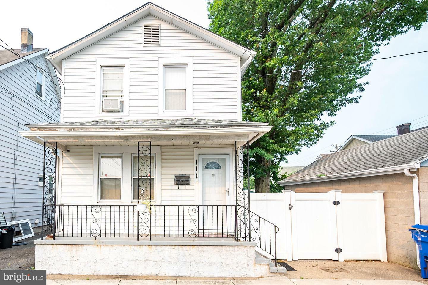 Property Photo:  111 Thompson Street  NJ 08016 