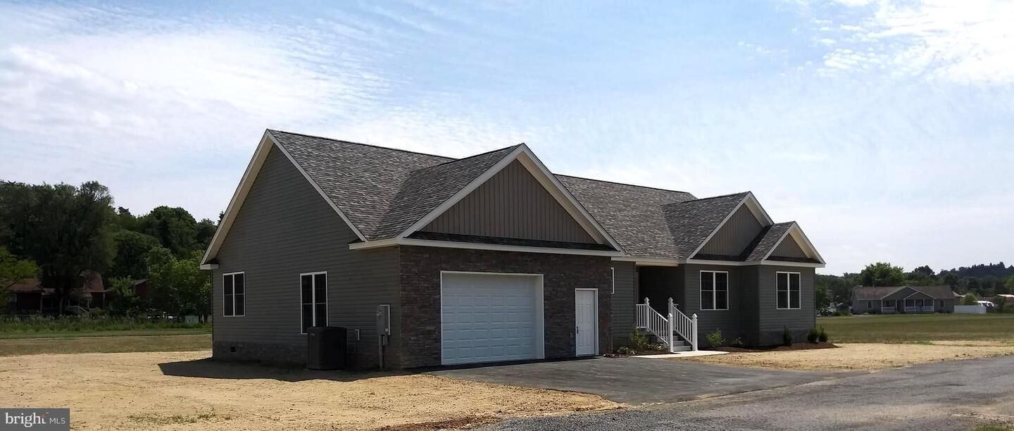 Property Photo:  81 Creek Run Loop W  WV 26719 