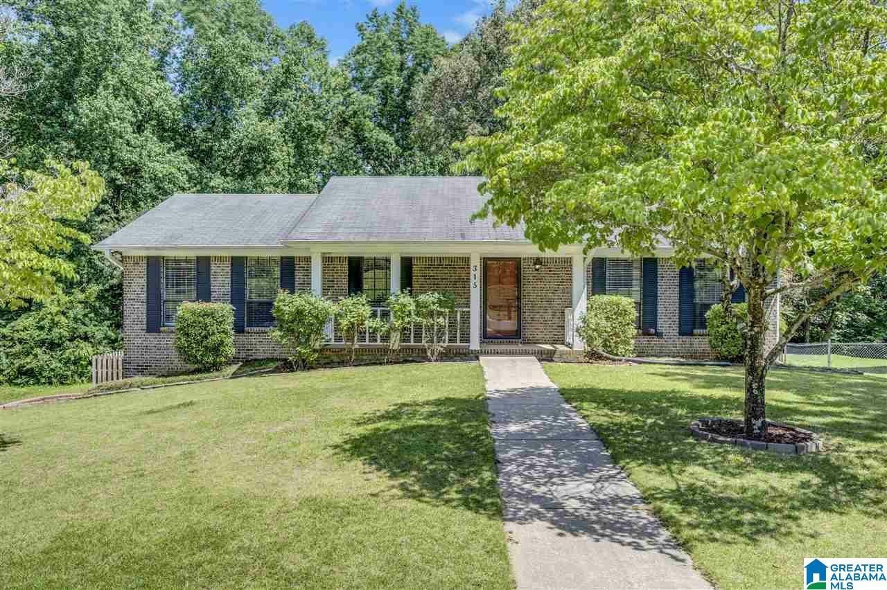 Property Photo:  315 Roger Drive  AL 35071 