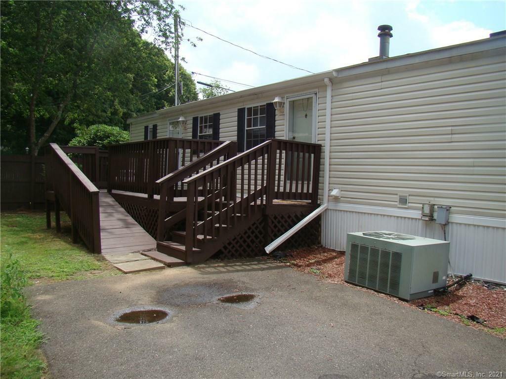 Property Photo:  1070 Amity Road 44  CT 06524 