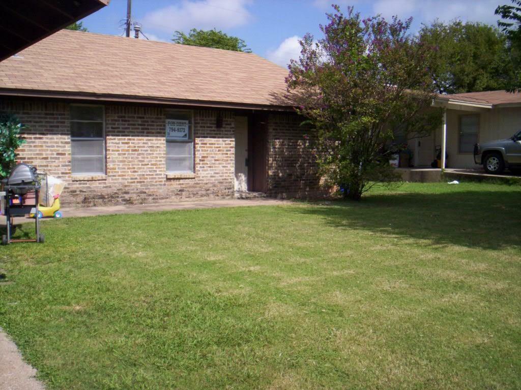 Property Photo:  11200 Renel Drive B  TX 78758 