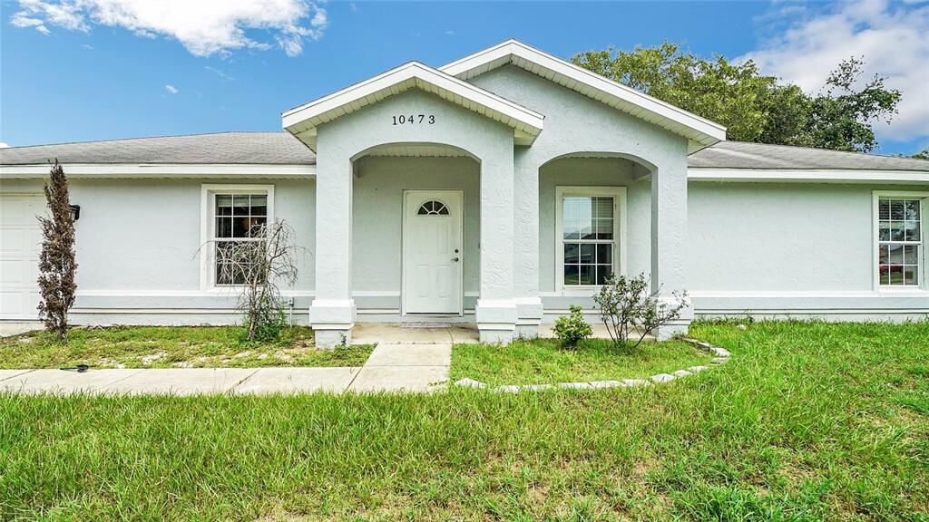 Property Photo: 10473 SE 125th Street FL 34420