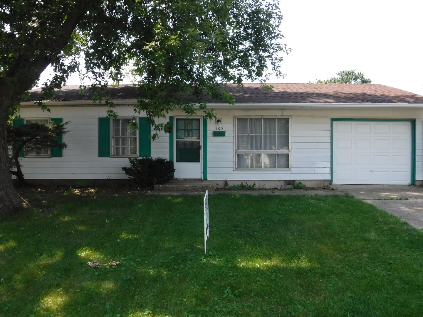 Property Photo: 305 Tallman Avenue IL 60446