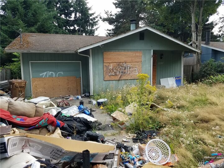 Property Photo:  1230 E 54th St  WA 98404 