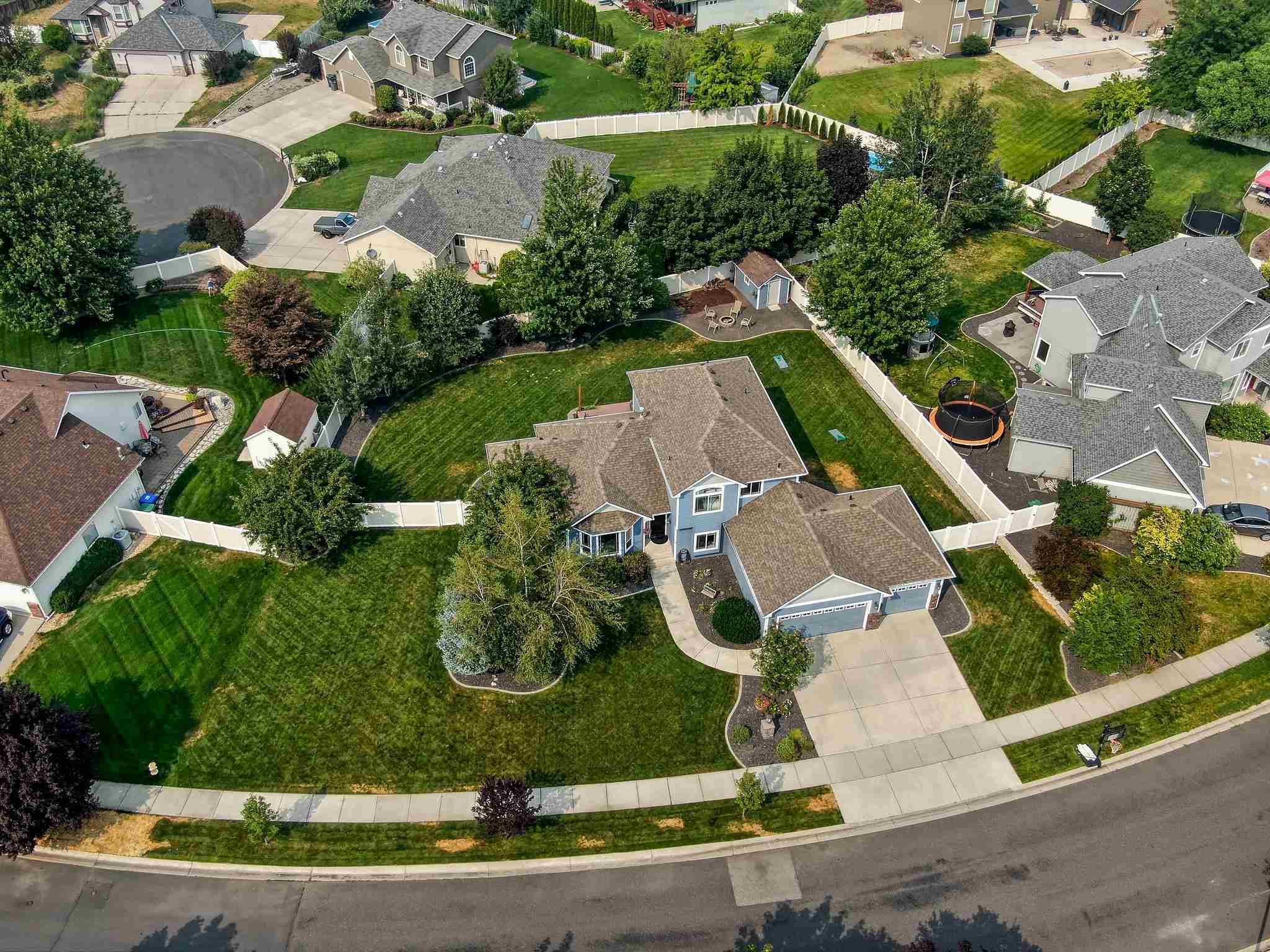 Property Photo: 2820 W Graves Rd WA 99208