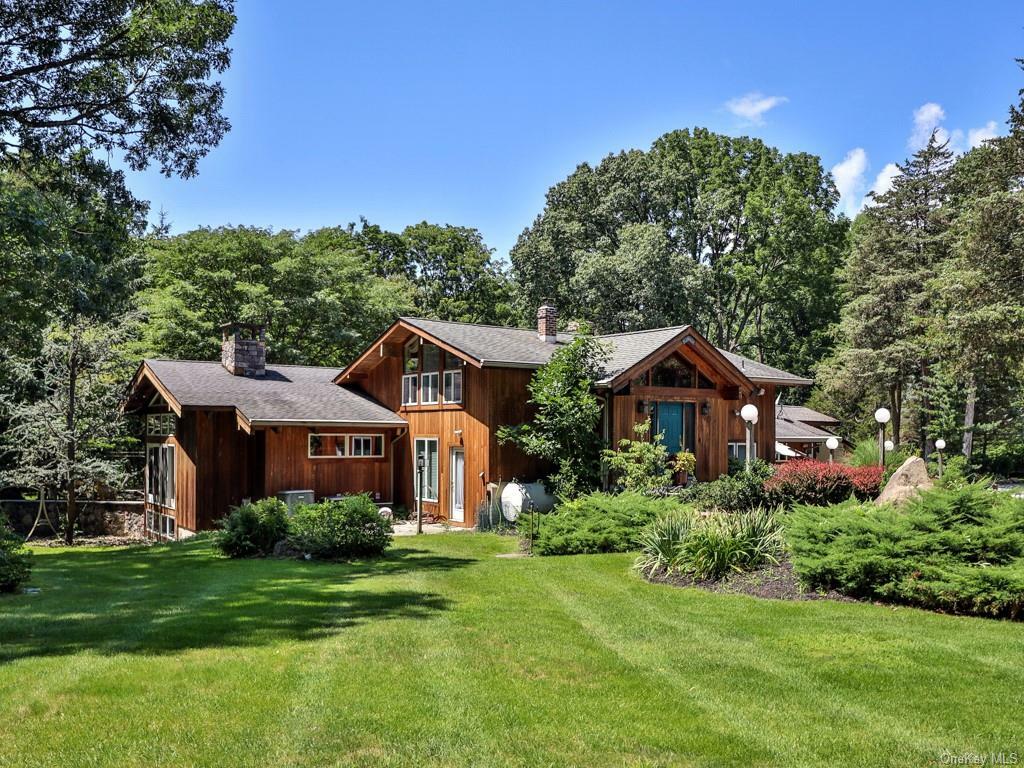 57 Chardavoyne Road  Warwick NY 10990 photo
