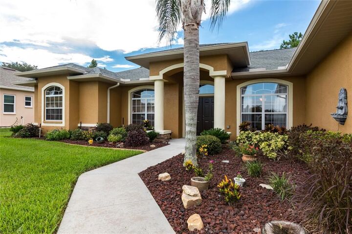 Property Photo:  2829 Blackwater Creek Drive  FL 33810 