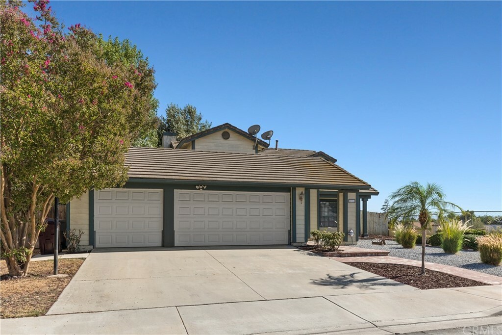 Property Photo:  25765 Timo Street  CA 92553 