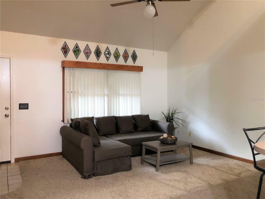 Property Photo:  5217 Oak Charter Court  FL 33617 