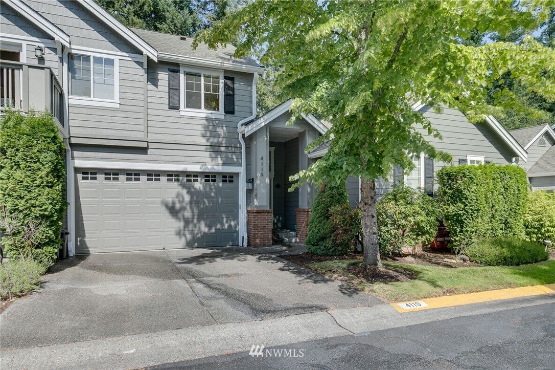 Property Photo:  4119 248th Court SE 46  WA 98029 